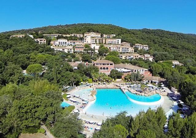 Les Restanques Maison Du Lac 4 Chambres Grimaud Bagian luar foto