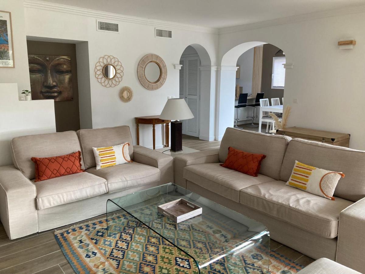 Les Restanques Maison Du Lac 4 Chambres Grimaud Bagian luar foto
